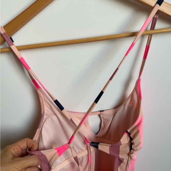 Strip one piece bathing suit - Picture 9 of 12